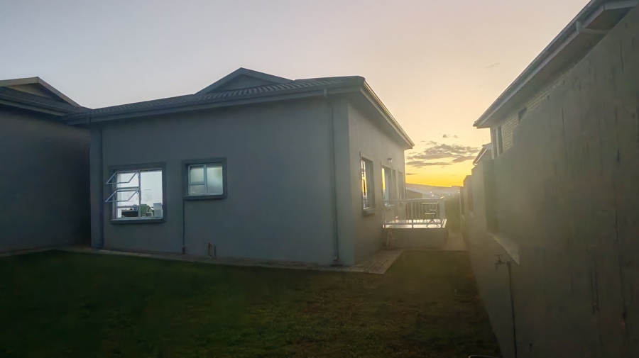 3 Bedroom Property for Sale in Hartenbos Heuwels Western Cape